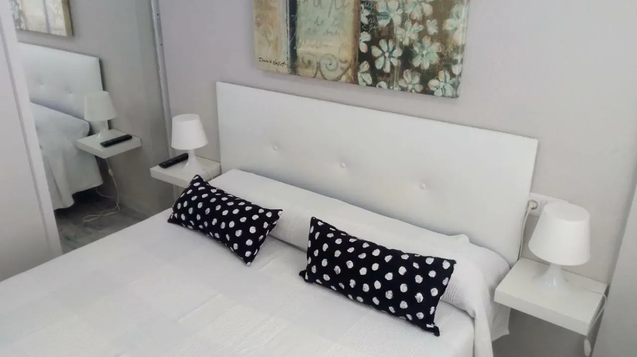 Apartamentos Laguna Beach Torrox